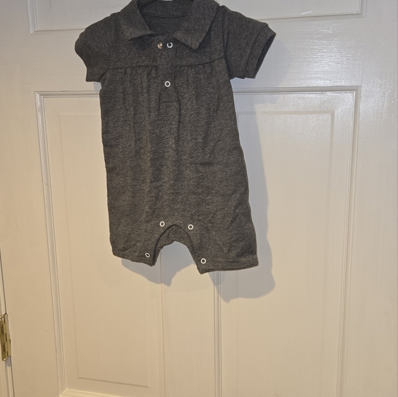 Girls Grey romper size 6-9 months - Picture 2 of 5